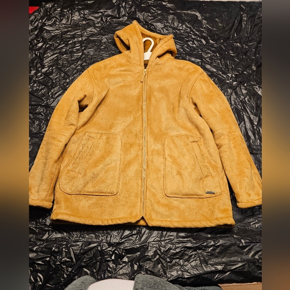 Yellow Timberland coats - Picture 2 of 9